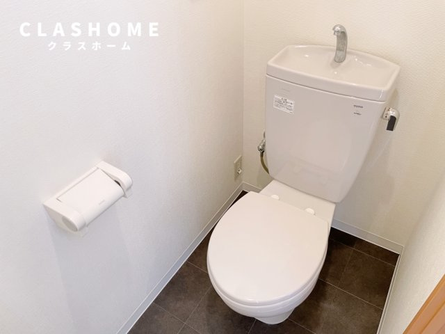 サニーハイツ　　　のトイレ|同物件の別部屋になります。