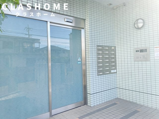 サニーハイツ　　　のエントランス