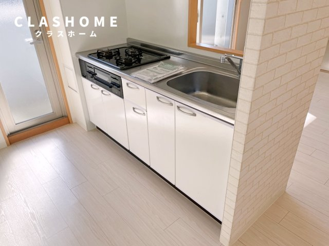 サニーハイツ　　　のキッチン|同物件の別部屋になります。