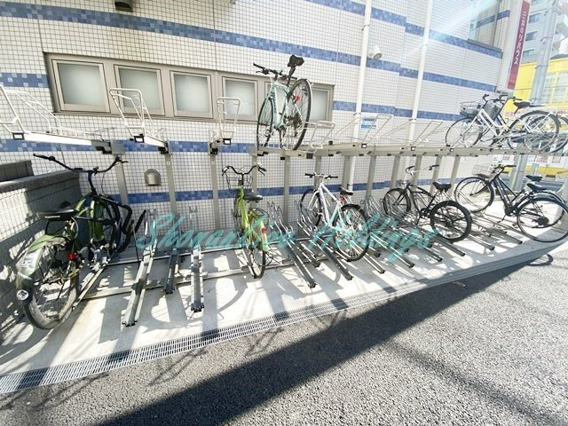 茅ヶ崎市幸町の賃貸マンションのその他共用部分|共有部分に駐輪場あり♪