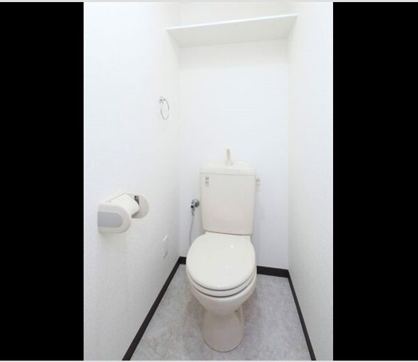 ハイウイング要のトイレ