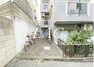 【エントランス】 | 千駄木マンション | エントランスです。