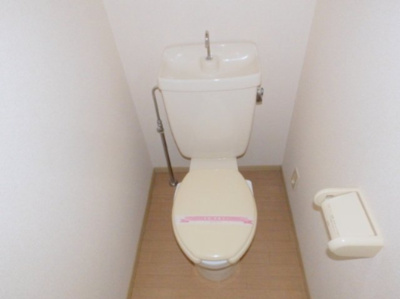 【トイレ】 | アネックス・アサダ | 同間取り別部屋写真です。