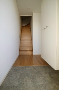 アザレア梅満の玄関|落ち着いた玄関です