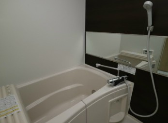 アザレア梅満の浴室|お風呂です