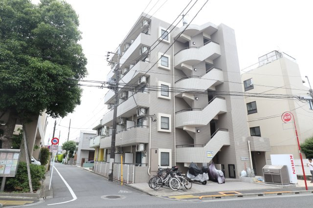 杉並区宮前５丁目の賃貸マンションの外観|おしゃれな外観です