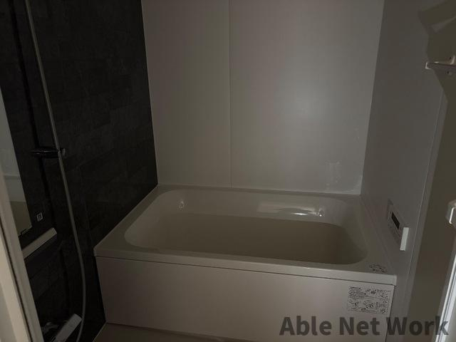 シェーンハイムAの浴室|追い焚き+浴室乾燥付き