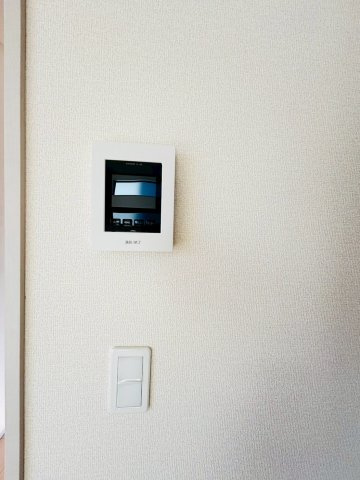 リーブルガーデンあきる野市草花　第5期　1号棟の防犯設備