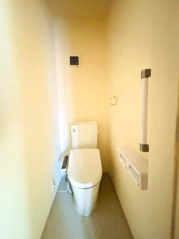 リーブルガーデンあきる野市草花　第5期　1号棟のトイレ|1階トイレ