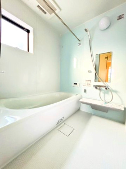 あきる野市草花　第5期　1号棟の浴室