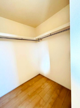 あきる野市草花　第5期　1号棟の収納|2階6帖洋室にウォークインクローゼットを完備。