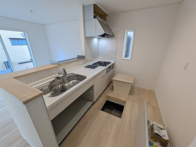 八王子市　大楽寺町　新築一戸建て　３１期のキッチン|～使い勝手の良いシステムキッチン～