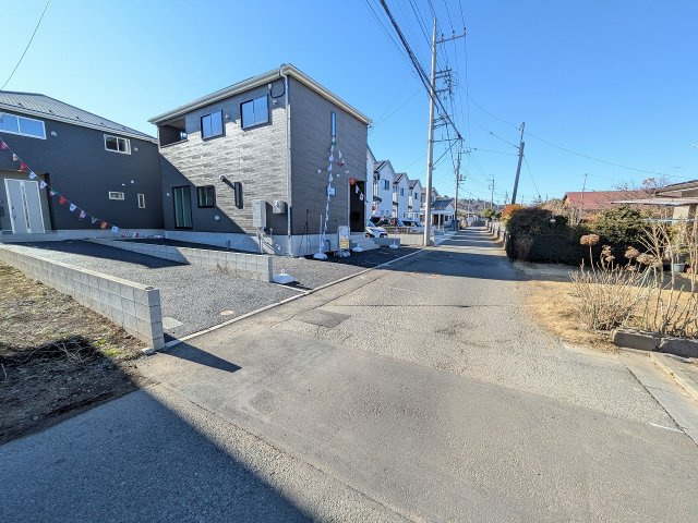 八王子市　大楽寺町　新築一戸建て　３１期の前面道路含む現地写真|～北側4ｍ道路に面しています～