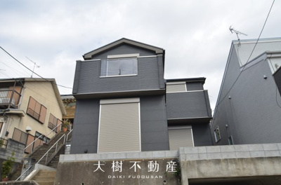 【外観】 | 座間市入谷東４丁目　新築戸建て　全１棟【仲介手数料無料】 | ※令和8年3月上旬に撮影