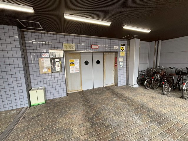 岡崎東ビルの外観