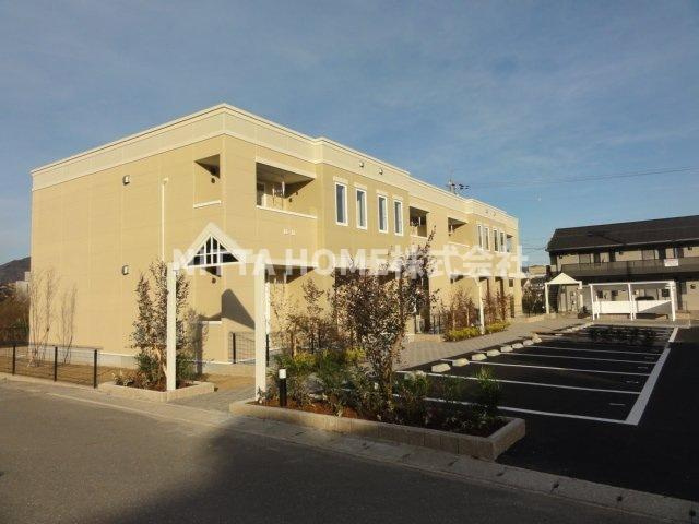 ウイング　コート（Ｗｉｎｇ　Ｃｏｕｒｔ）のその他共用部分|屋根付きの駐輪場は無料です♪