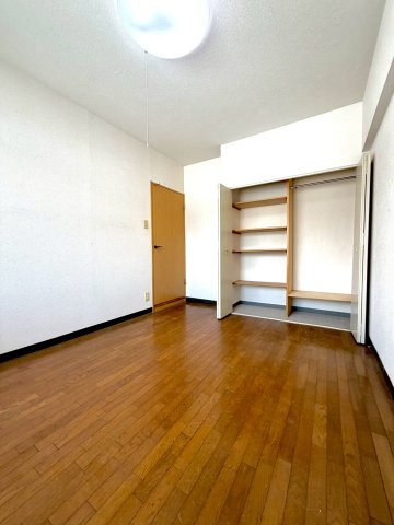 パシフィック西岡のその他