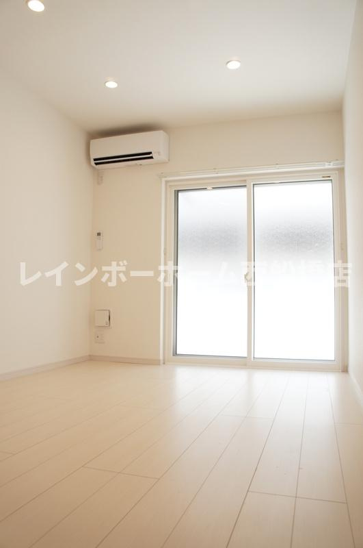 リブリ・シュシュ セッテセブンの居間・リビング