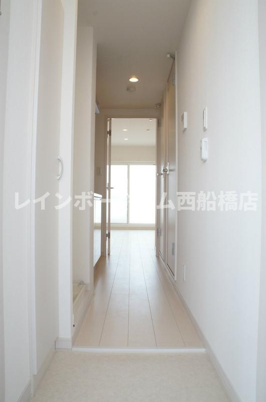 リブリ・シュシュ セッテセブンの玄関