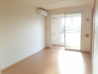 【居間・リビング】 | ポコ・ア・ポコ