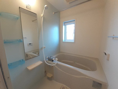 【浴室】 | ポコ・ア・ポコ