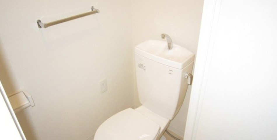 江東区古石場３丁目の賃貸マンションのトイレ