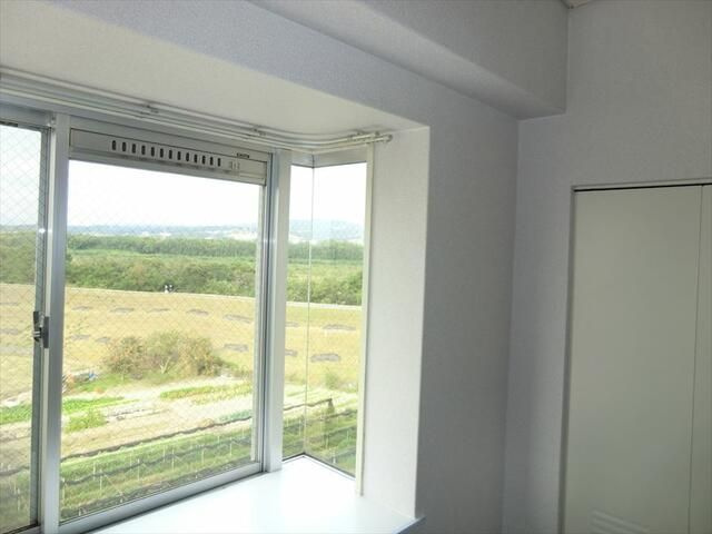 サンロイヤル新田辺アカデミヤ１号館の内装