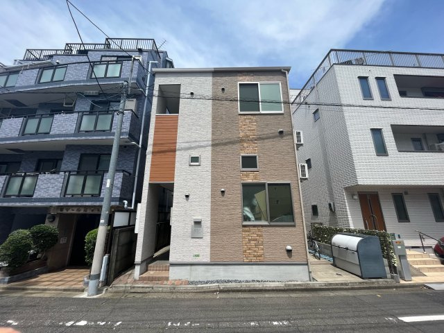 プレジール新江古田の外観