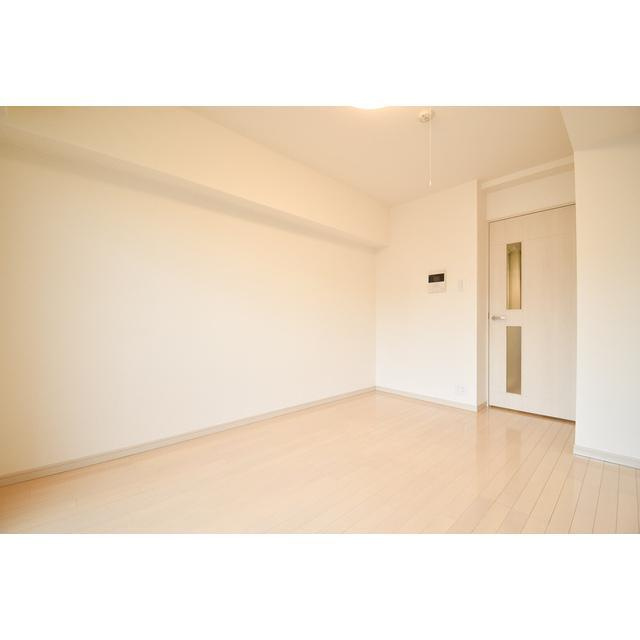 ガーラプレイス八幡山壱番館の居間・リビング