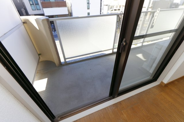 プラムエヌティーのバルコニー