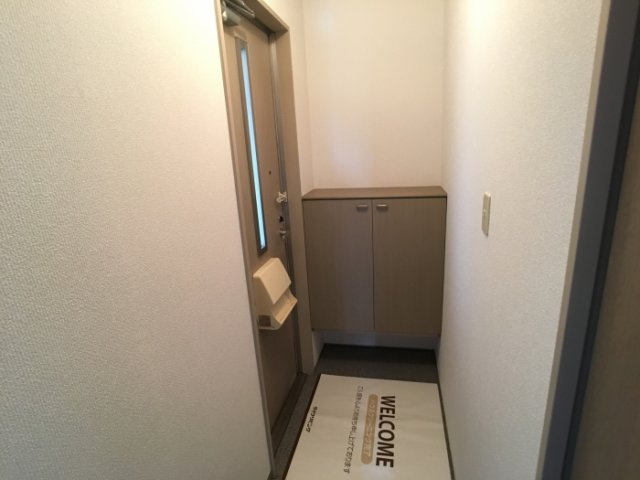 ファミールハイツ Ｂの玄関|玄関