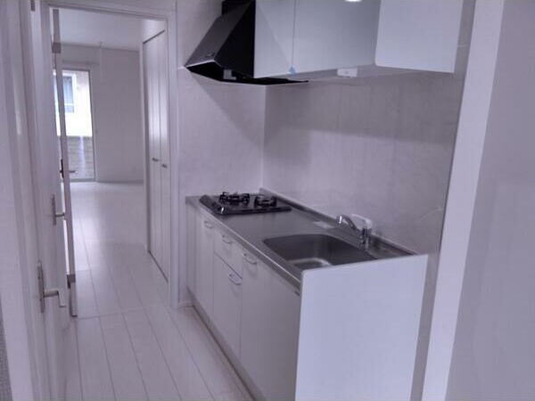 ソワサントゥカンズAのキッチン