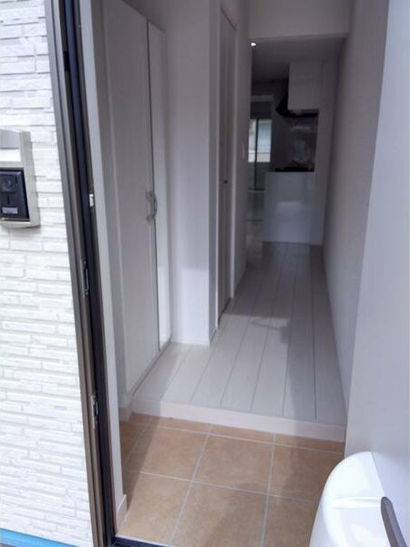 ソワサントゥカンズAの玄関