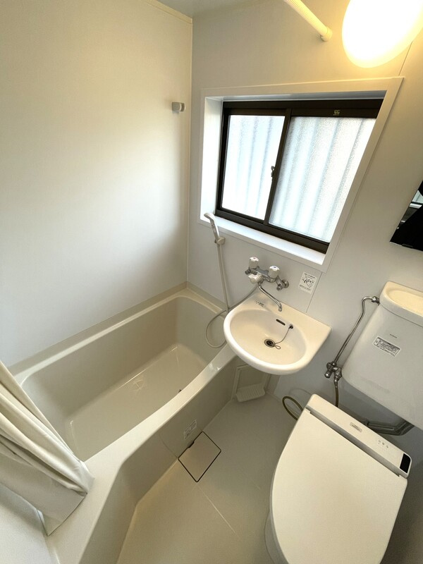 ヒルズアゼリアノースの浴室