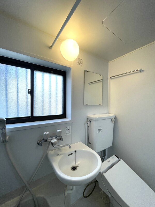 ヒルズアゼリアノースの洗面所