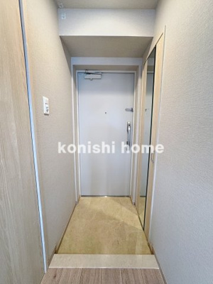 【玄関】 | ラグゼナ浦和 | ※同タイプ、別部屋写真使用。