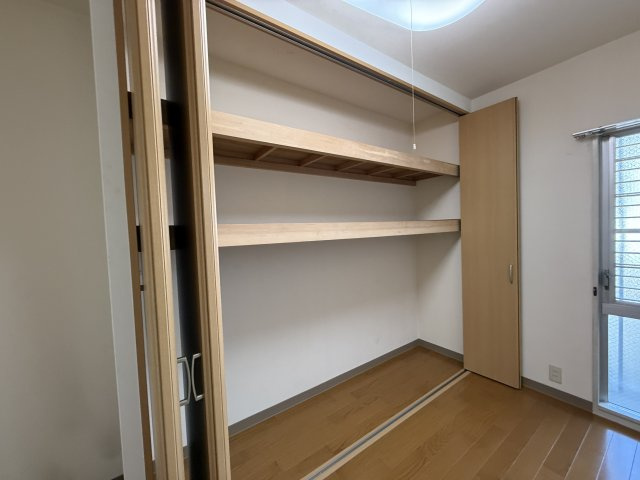 プレステージ新千里西町2号館の収納