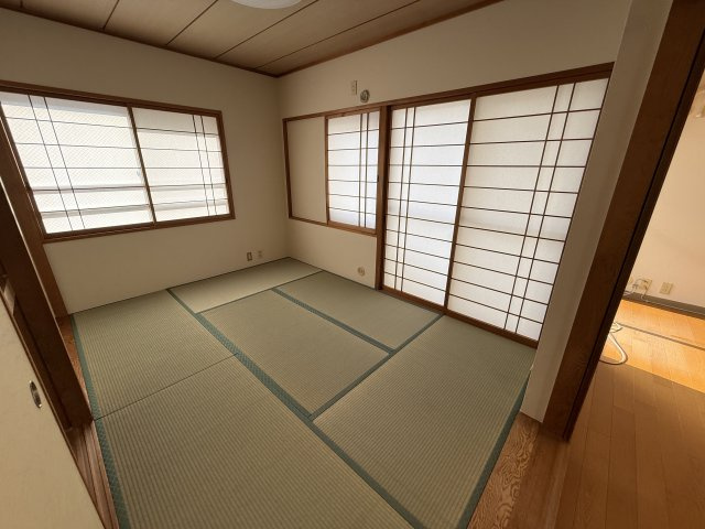 プレステージ新千里西町2号館の和室