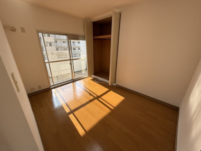 プレステージ新千里西町2号館の寝室