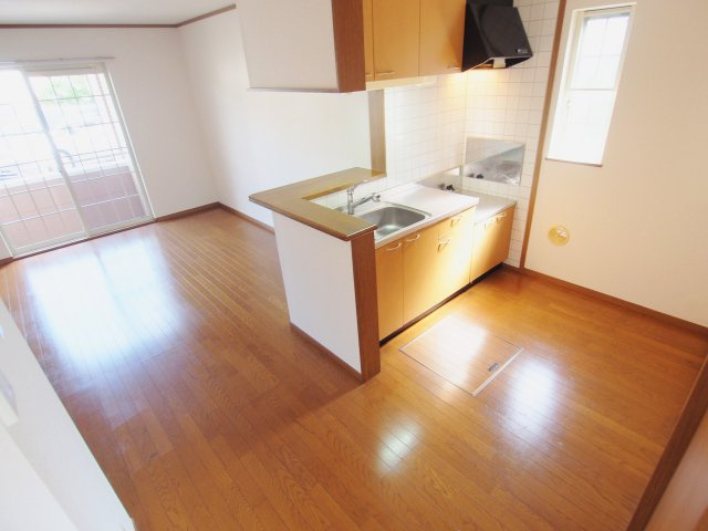 アーバインフォリーの居間・リビング