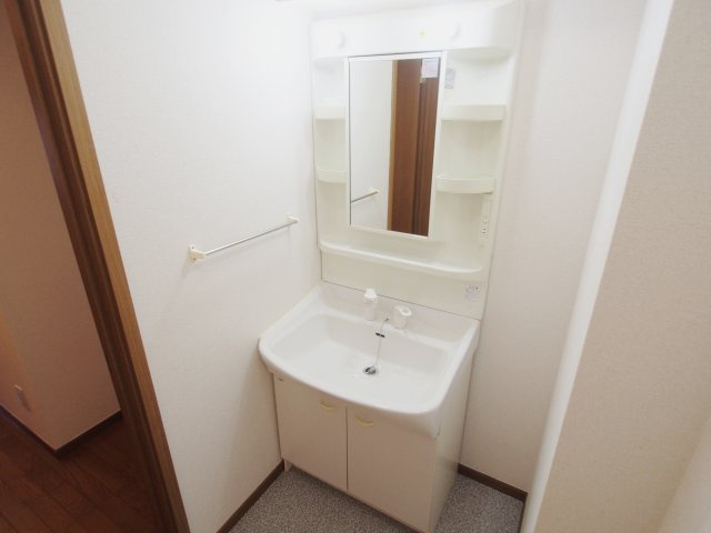 アーバインフォリーの洗面所