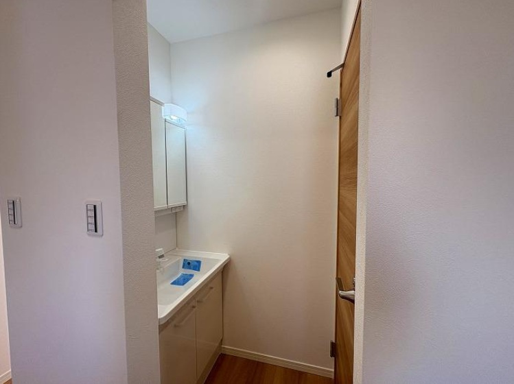 神戸市西区富士見が丘1丁目の独立洗面台