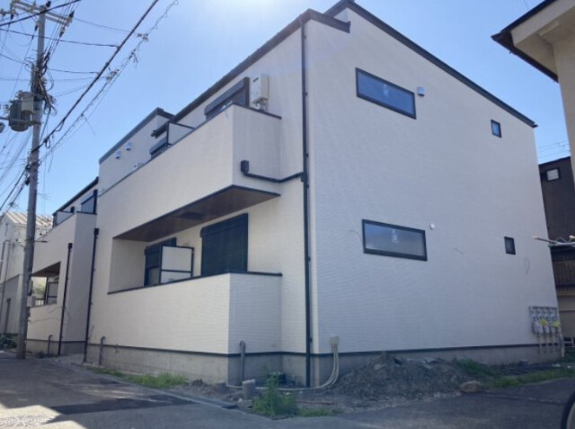 ブルームの外観