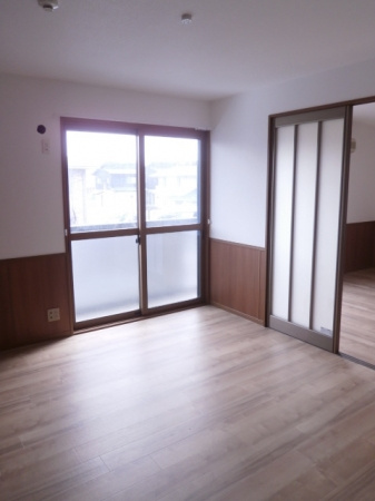 グランシャリオ堀川B棟の洋室