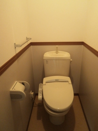 グランシャリオ堀川B棟のトイレ