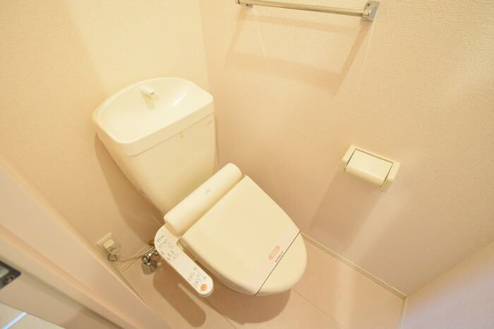 セジュール下山手通の洋室