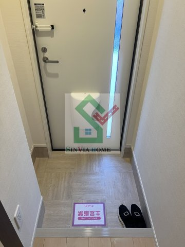 ラレコルトの玄関