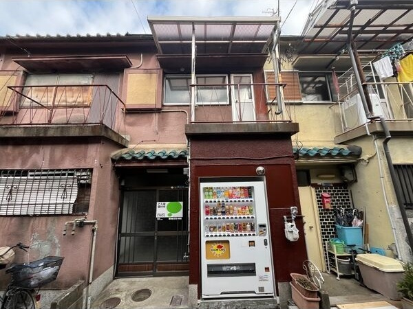 寝屋川市萱島東2丁目貸家の外観