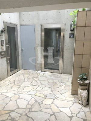 【エントランス】 | ベルテエフ | エントランスです