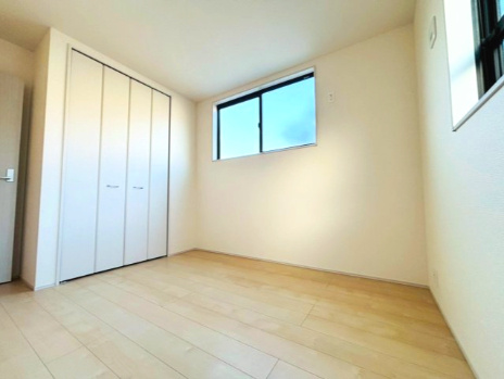 あきる野市草花　第5期　2号棟の洋室